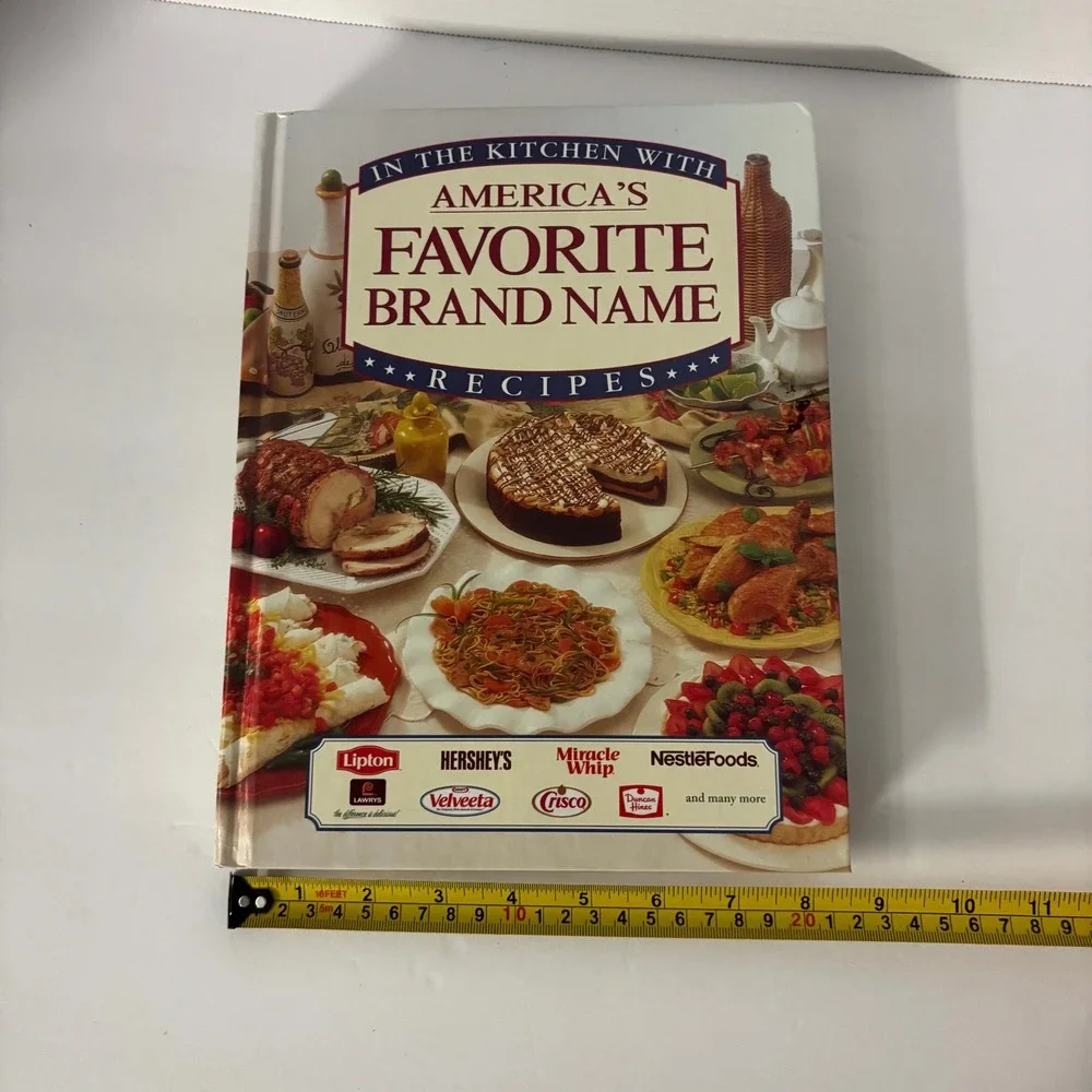 America's Favorite Brand Name Recipes Cookbook 1997 Hardcover Publications Int'l